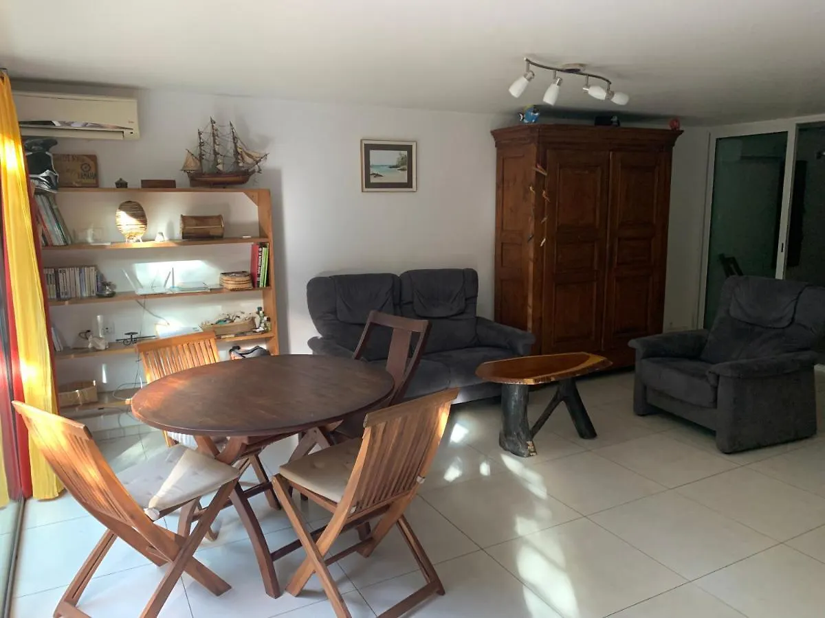 Appartement Cosy, Calme Et Tres Bien Place A Ouakam Dakar Senegal