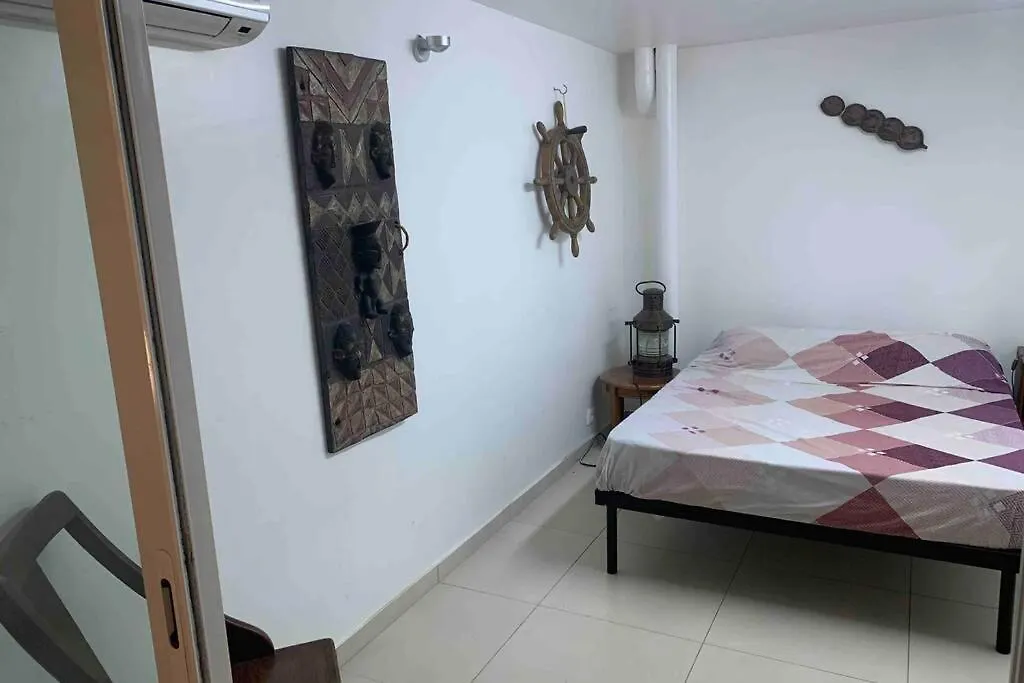 Appartement Cosy, Calme Et Tres Bien Place A Ouakam Dakar Apartment